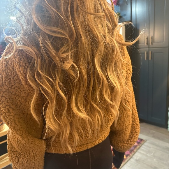 EXPRESS brown fuzzy cropped coat sz XXS - Picture 5 of 6